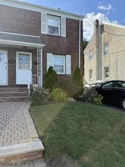609 Arnett St, Elizabeth City, NJ 07202