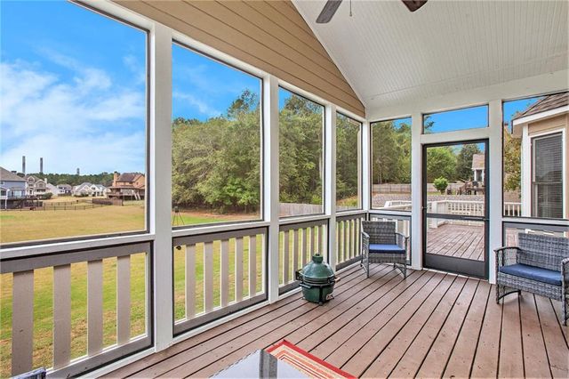 92 River Walk Parkway, Euharlee, GA 30145