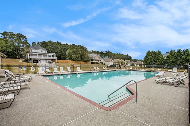 92 River Walk Parkway, Euharlee, GA 30145