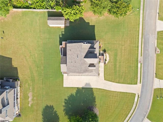 92 River Walk Parkway, Euharlee, GA 30145