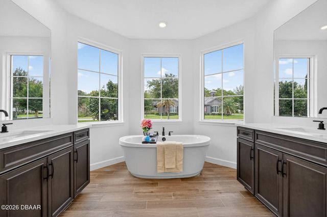 46 New Leatherwood Drive, Palm Coast, FL 32137