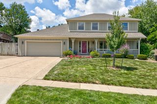 1574 NW 100th Place, Clive, IA 50325