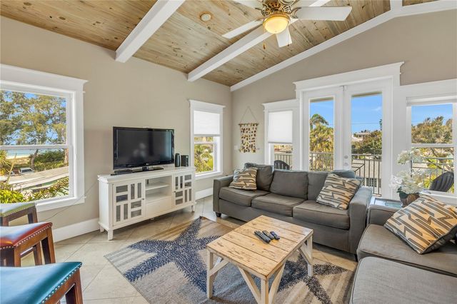 105 4TH STREET S, Bradenton Beach, FL 34217