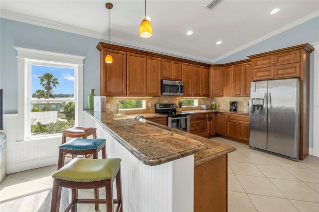 105 4TH STREET S, Bradenton Beach, FL 34217