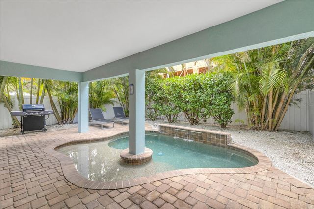 105 4TH STREET S, Bradenton Beach, FL 34217