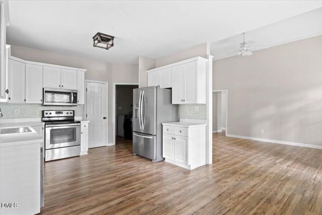 508 Senterwood Court, Fuquay Varina, NC 27526
