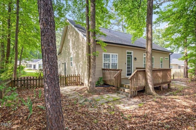 508 Senterwood Court, Fuquay Varina, NC 27526