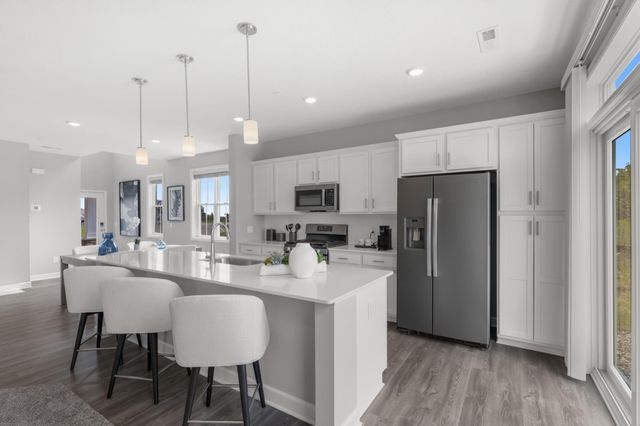 9397 4th Street N, Lake Elmo, MN 55042