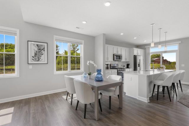 9397 4th Street N, Lake Elmo, MN 55042