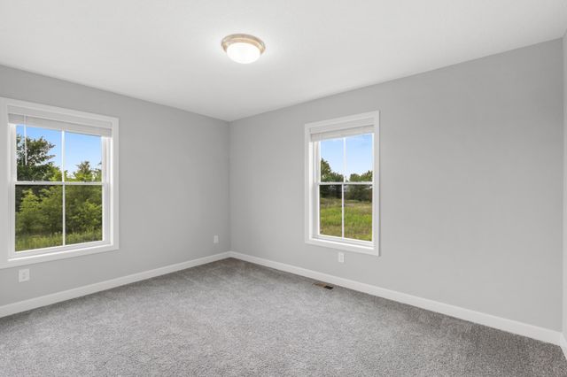 9397 4th Street N, Lake Elmo, MN 55042