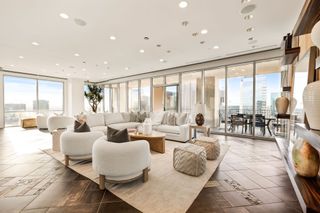 1717 Arts Plaza 2002, Dallas, TX 75201