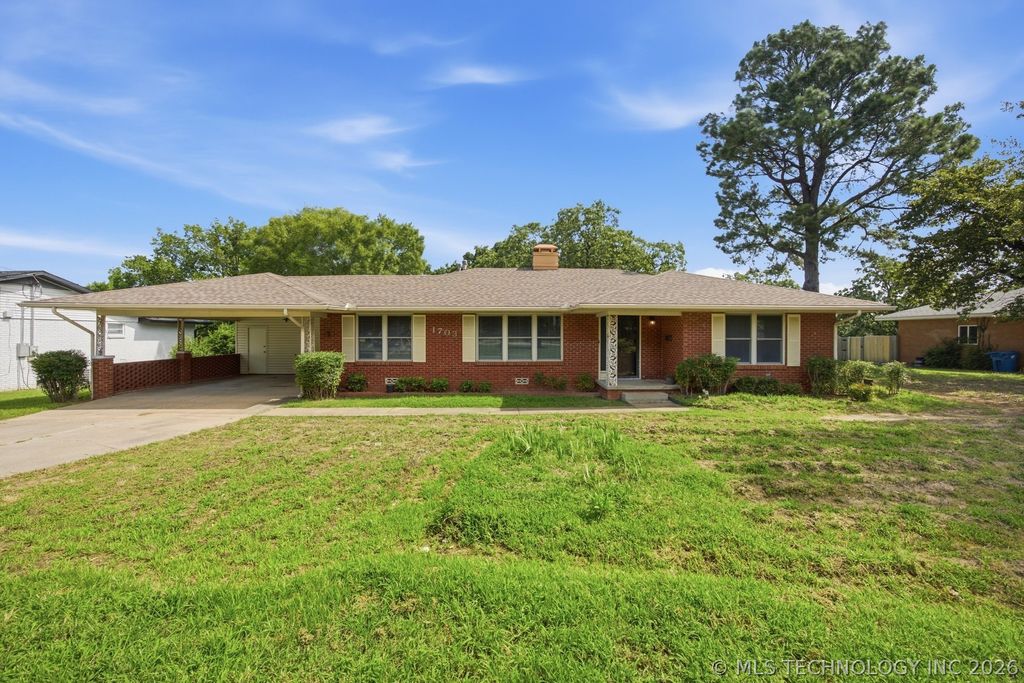 1703 E Comanche Avenue, Mcalester, OK 74501