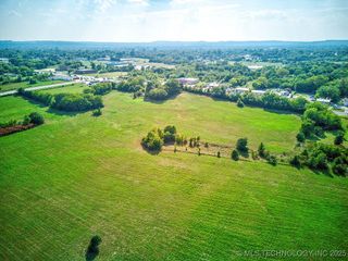 5635 N Peoria Street, Tulsa, OK 74126