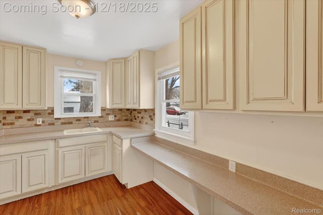 18515 Sumner, Redford Charter Township, MI 48240