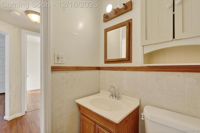 18515 Sumner, Redford Charter Township, MI 48240