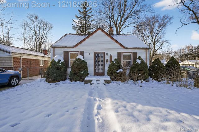 18515 Sumner, Redford Charter Township, MI 48240