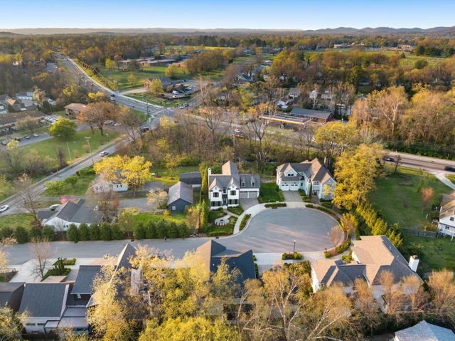 326 Fairpark Ct, Franklin, TN 37064