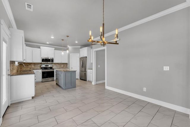 66 Perth Drive, Bella Vista, AR 72715