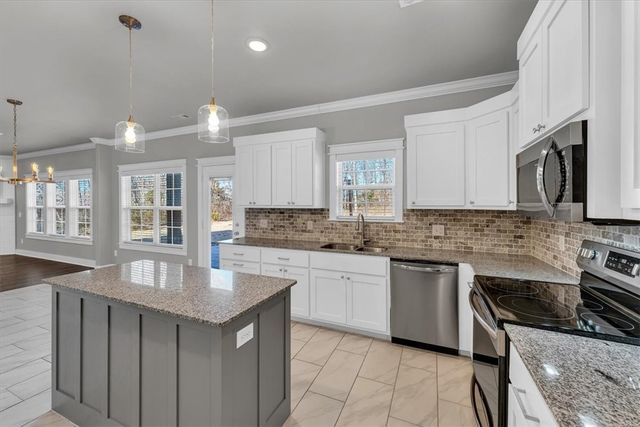 66 Perth Drive, Bella Vista, AR 72715