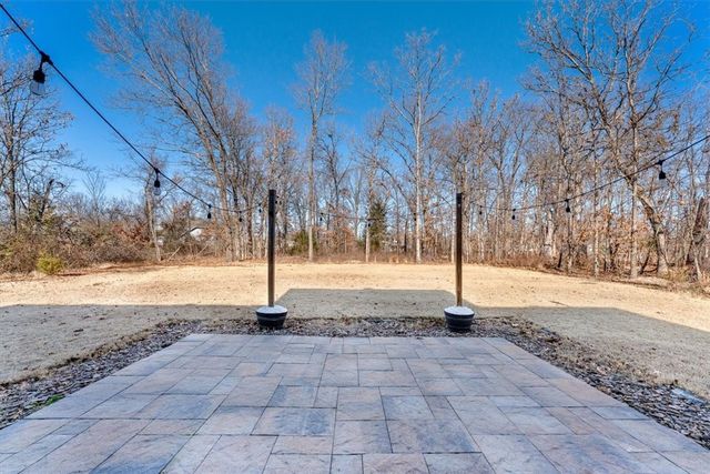 66 Perth Drive, Bella Vista, AR 72715