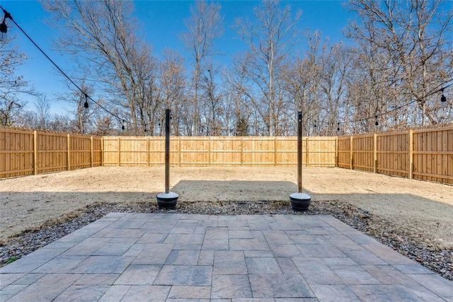 66 Perth Drive, Bella Vista, AR 72715