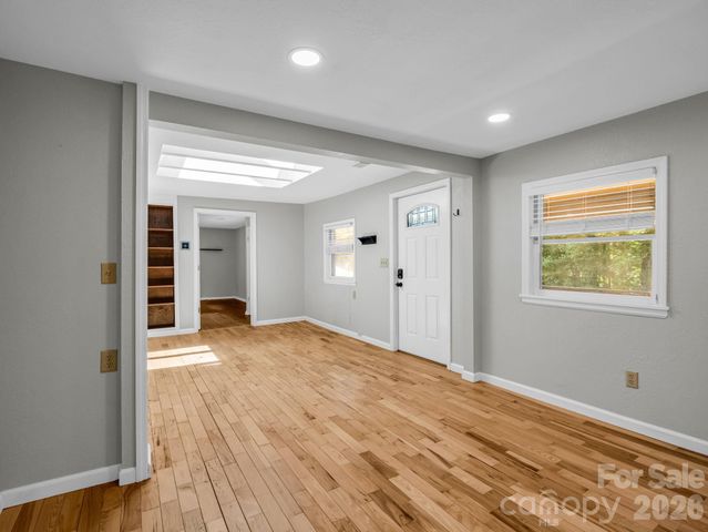 35 Chastain Hill Road, Mills River, NC 28759