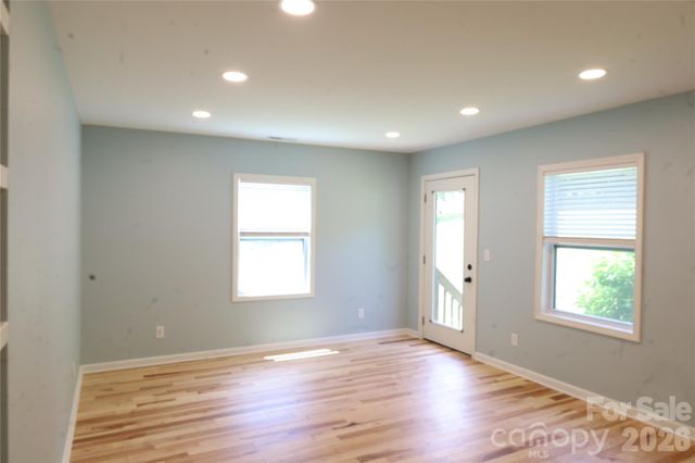 35 Chastain Hill Road, Mills River, NC 28759