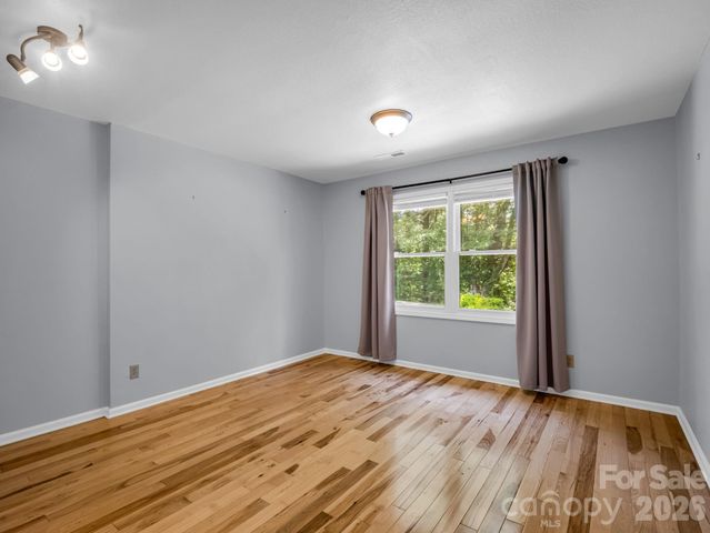 35 Chastain Hill Road, Mills River, NC 28759