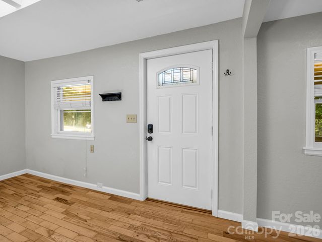 35 Chastain Hill Road, Mills River, NC 28759