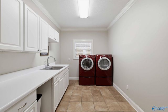 704 Shasta Drive, Albertville, AL 35950