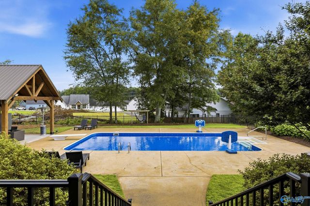 704 Shasta Drive, Albertville, AL 35950