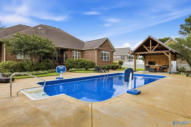 704 Shasta Drive, Albertville, AL 35950