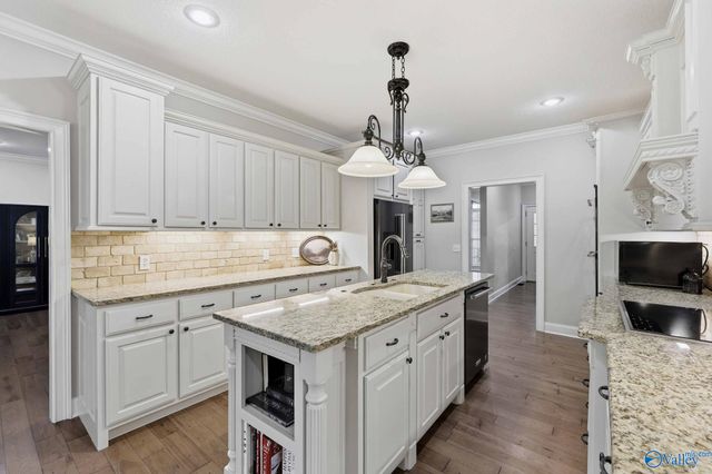 704 Shasta Drive, Albertville, AL 35950