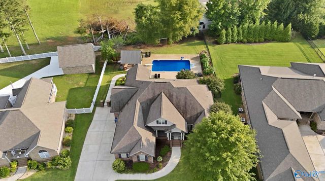 704 Shasta Drive, Albertville, AL 35950