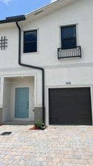 606 12 st, Homestead, FL 33034