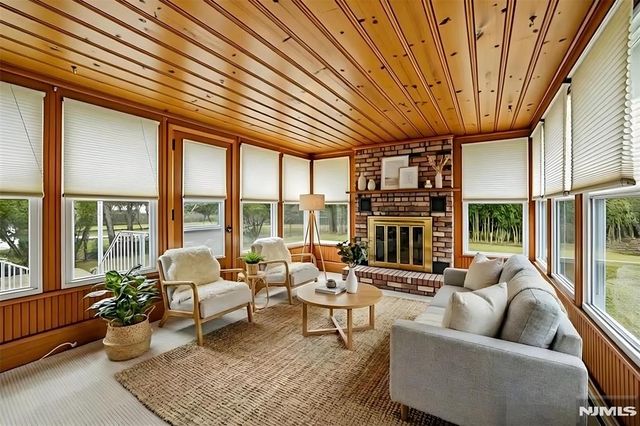 284 Madison Avenue, Cresskill, NJ 07626