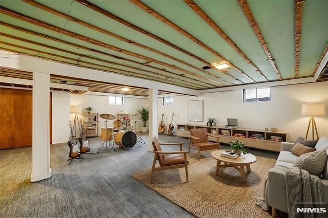 284 Madison Avenue, Cresskill, NJ 07626