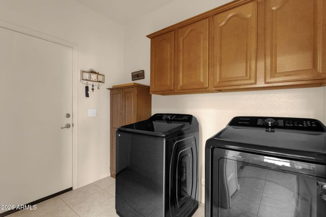 18093 N CANAL Drive, Surprise, AZ 85374