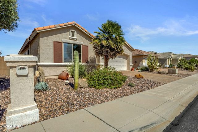 18093 N CANAL Drive, Surprise, AZ 85374
