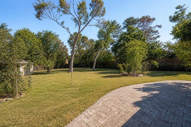 670 Fawn Drive, Houston, TX 77015