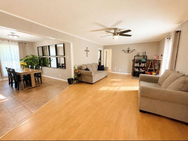 670 Fawn Drive, Houston, TX 77015