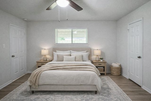 2301 N Thomspon Street, Conroe, TX 77303