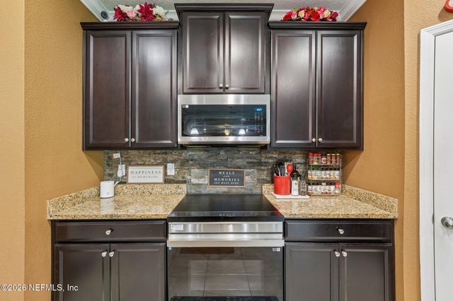 9749 ANSLEY LAKE Drive, Jacksonville, FL 32222