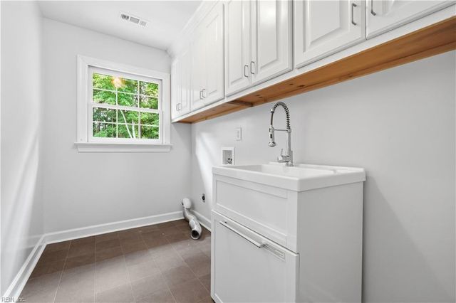 115 Brian Wesley CT, Yorktown, VA 23693