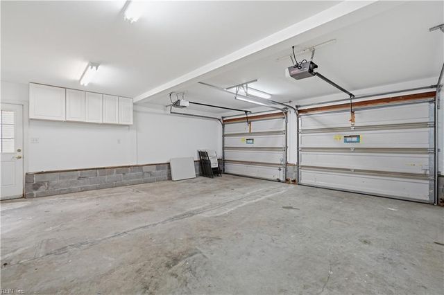 115 Brian Wesley CT, Yorktown, VA 23693