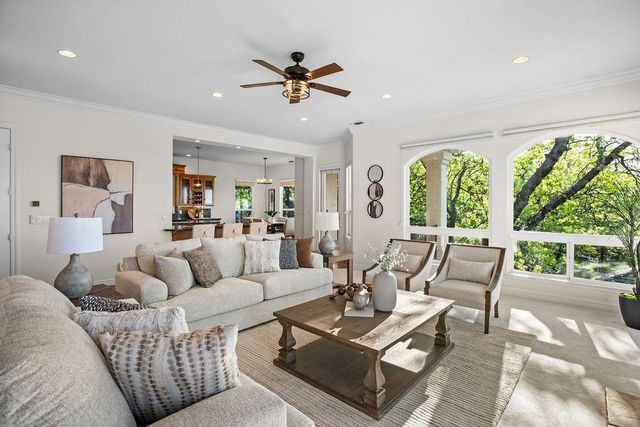 3287 Chasen Dr, Cameron Park, CA 95682