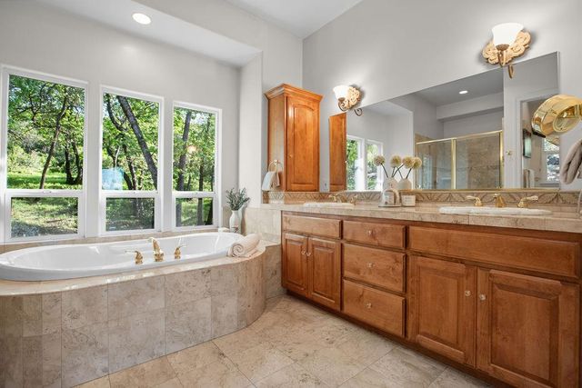 3287 Chasen Dr, Cameron Park, CA 95682