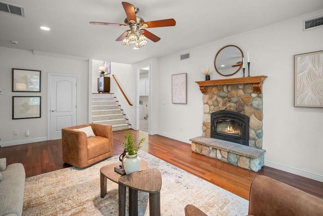 3287 Chasen Dr, Cameron Park, CA 95682