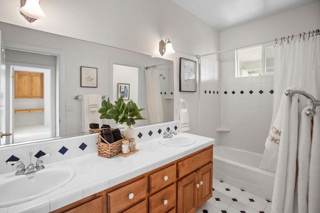 3287 Chasen Dr, Cameron Park, CA 95682