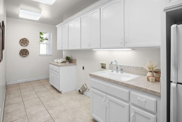 3287 Chasen Dr, Cameron Park, CA 95682